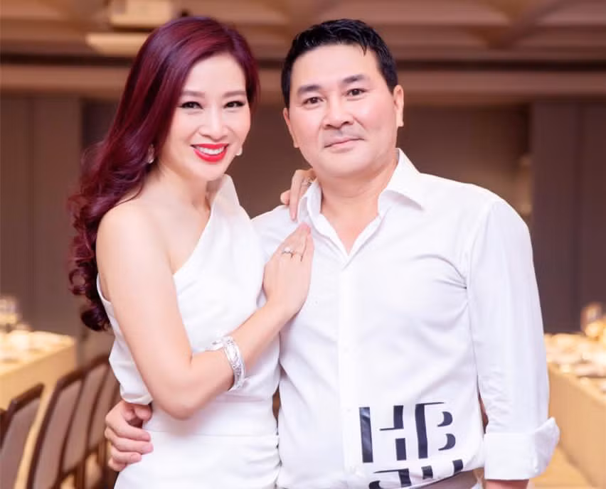 Hoa khoi Thu Huong 21 tuoi lam CEO, lay chong dai gia gio ra sao?-Hinh-7