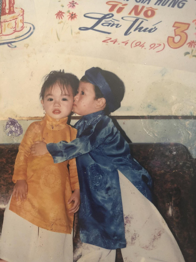 Đặt gạch từ năm 3 tuổi, 23 năm sau cưới được vợ xinh như hoa - Hình 2 Dat gach tu nam 3 tuoi, 23 nam sau cuoi duoc vo xinh nhu hoa-Hinh-2