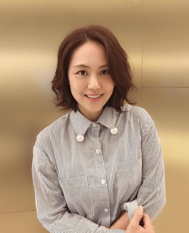 2 ban giang ho cua Trieu Vy trong 