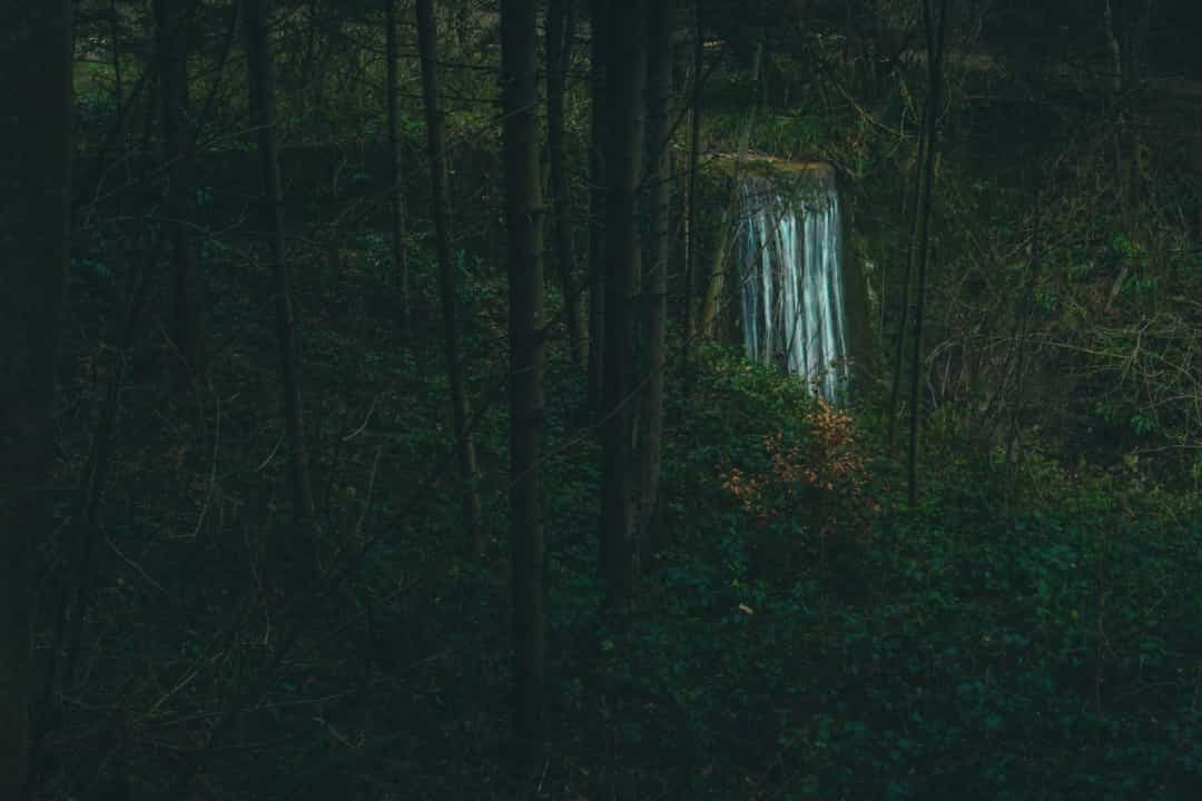 Bạn có dám đi qua "Cây cầu của quỷ" không? - Hình 3 Ban co dam di qua