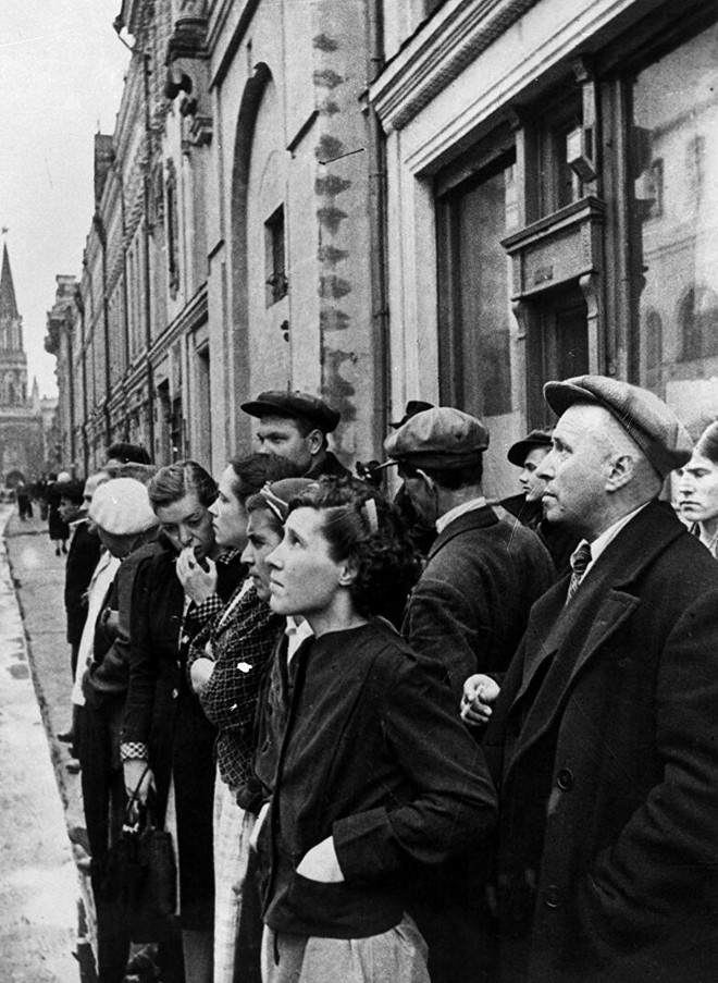 Tai sao Lien Xo khong the danh tan quan Duc ngay tu nam dau The chien 2?