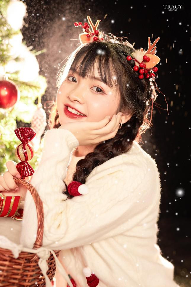 Muon kieu check-in cua gioi tre truoc them Giang sinh-Hinh-9