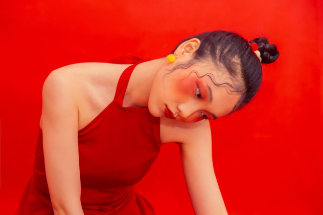 Bo anh Trung thu trong mua dich cua nu sinh Kinh te Quoc dan