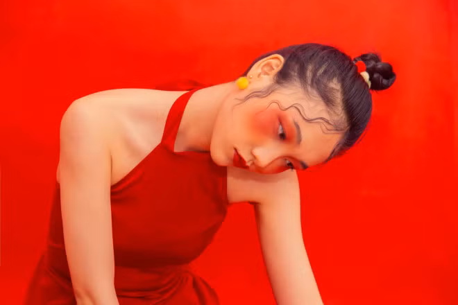 Bo anh Trung thu trong mua dich cua nu sinh Kinh te Quoc dan