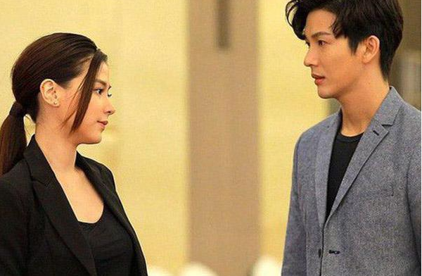 Chong dua tinh cu vao khach san, toi toi lam dieu khien ke phan boi nhuc nha