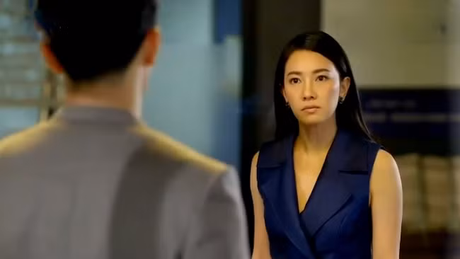 Mang bau truoc cuoi duoc me ban trai dua 100 trieu de 