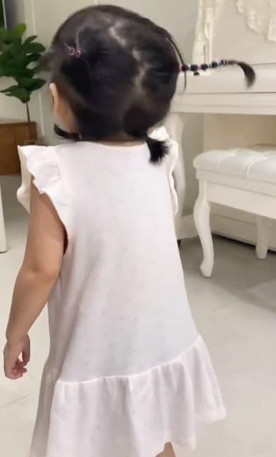 Moi 2 tuoi con gai Truong Giang doc tieng Anh 