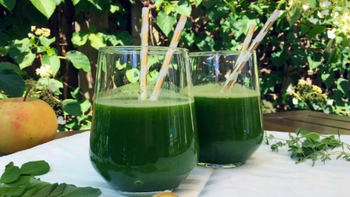 Loai rau tanh ngom, truoc dung cho lon an, mang sang Trung Quoc quy nhu vang-Hinh-5