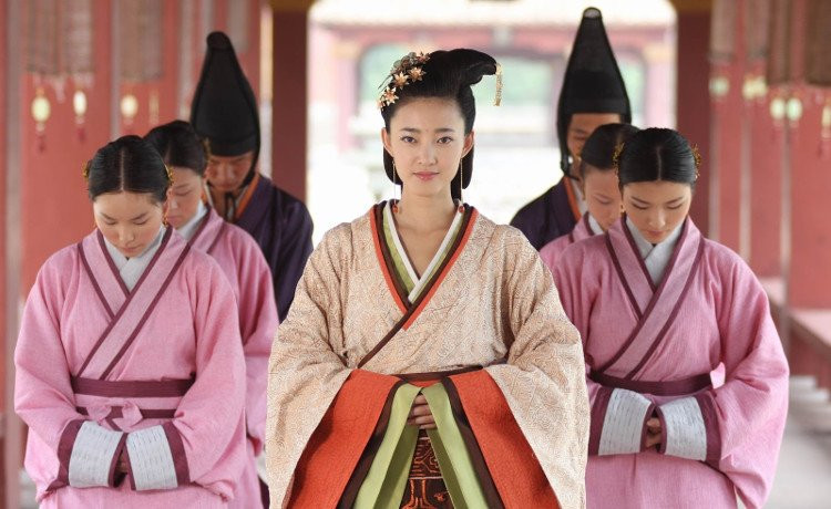 Hoang de Trung Hoa va che do 