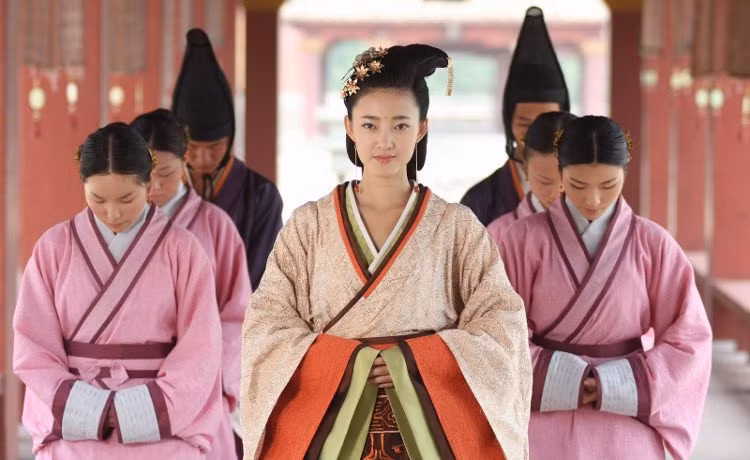 Hoang de Trung Hoa va che do 