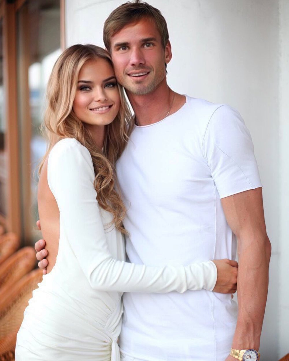 "Thiên thần nội y" Kate Grigorieva kết hôn với thủ môn đội tuyển Nga Anton Shunin vào năm 2018. Hai năm sau đó, bộ đôi lên chức bố mẹ khi chào đón con gái đầu lòng. Ảnh: _kate_g_.