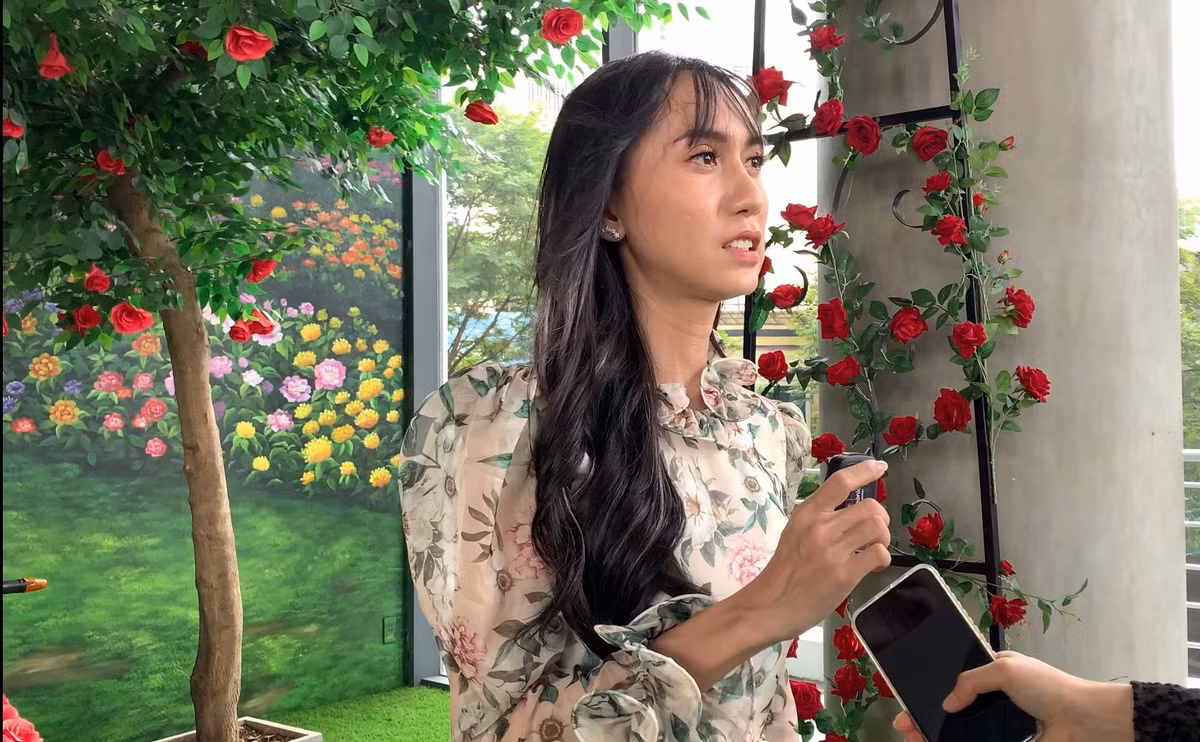 Ca sĩ chuyển giới Lynk Lee bị công kích khi cắt bỏ yết hầu - Hình 2 Ca si chuyen gioi Lynk Lee bi cong kich khi cat bo yet hau-Hinh-2