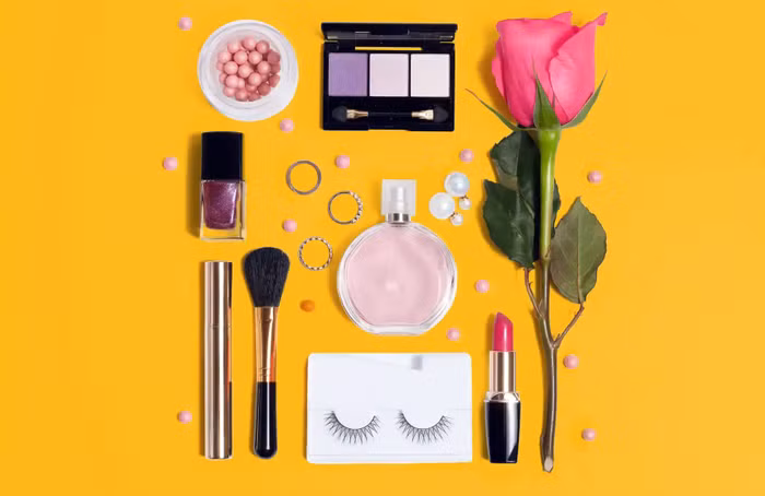 Chong vo tam, sinh nhat vo khong tang qua con mang 