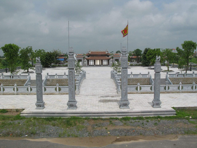 Sau khi rơi vào tay quân Trịnh, Mạc Mậu Hợp bị treo 3 ngày. Trịnh Tùng ra lệnh cho quân lính chém đầu Mạc Mậu Hợp ở bãi cát Bồ Đề, rồi đem thủ cấp dâng lên vua Lê Thế Tông ở Vạn Lại - Thanh Hóa. Con trai của ông là Mạc Toàn kế nghiệp nhưng cũng nhanh chóng bị quân Trịnh đánh bại.