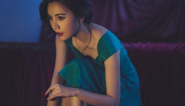 Toi hoa da khi doc het cuon so chong giau trong tu quan ao