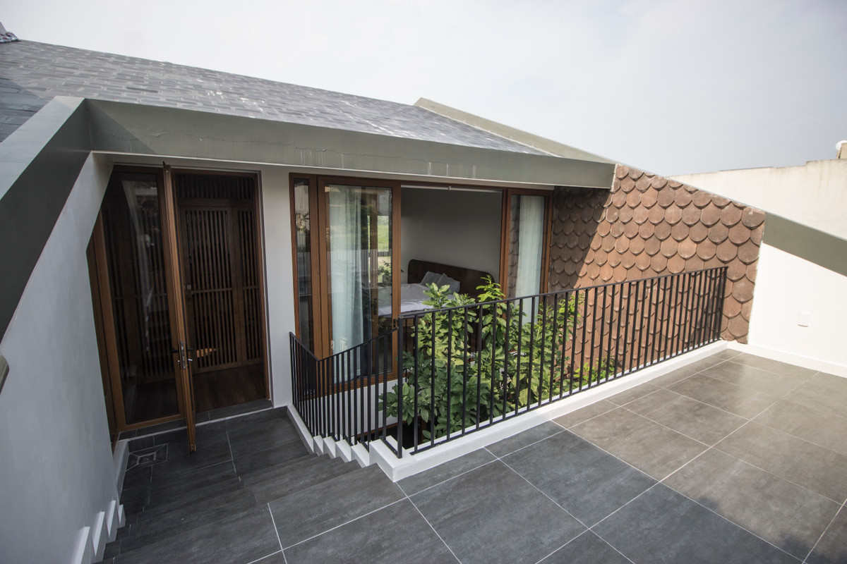 Sau 10 nam bon ba, con trai xay nha 150m2 o que bao hieu me-Hinh-13