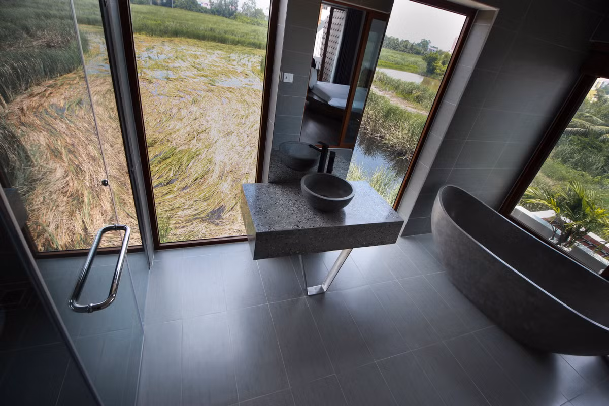 Sau 10 nam bon ba, con trai xay nha 150m2 o que bao hieu me-Hinh-18