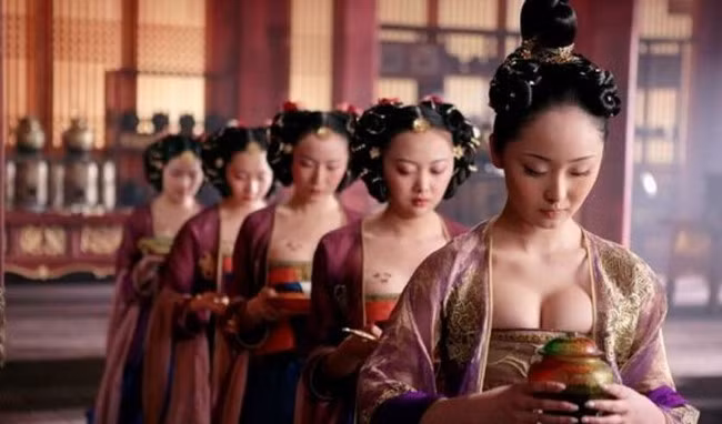 Vi hoang de thac loan, ngong cuong khet tieng Trung Hoa-Hinh-2