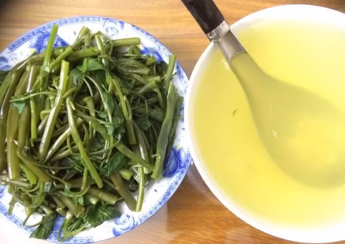 Nhin 5 giay biet rau muong tam hoa chat, de y la nhan ra ngay!-Hinh-3