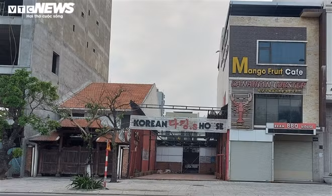 Theo thống kê của ngành du lịch Đà Nẵng, thời cao điểm 2018-2019, khoảng 80% lượng khách quốc tế đến Đà Nẵng là khách Hàn Quốc, Trung Quốc. Tuy nhiên, do ảnh hưởng dịch COVID-19, ngành du lịch gặp rất nhiều khó khăn, nhiều cơ sở kinh doanh ăn uống không thể hoạt động vì vắng khách.