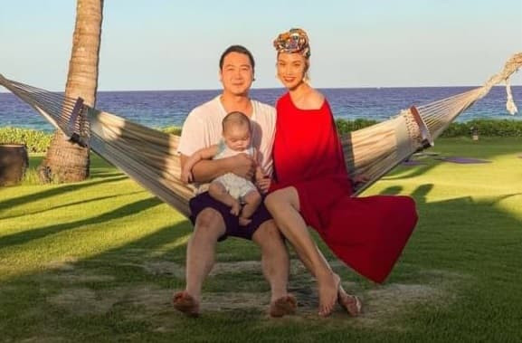 Lan Khue khoe anh hoa nang tho nhung con trai moi la tam diem chu y-Hinh-3