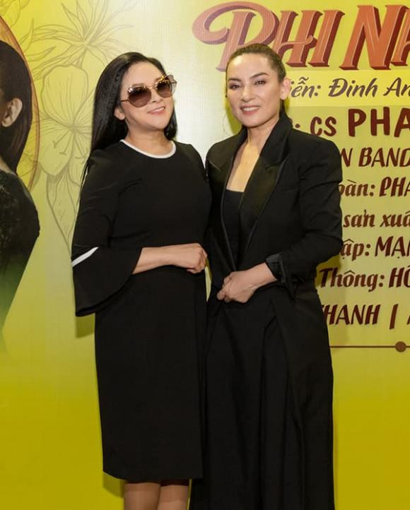 Như Quỳnh lên tiếng chuyện bất hoà với Phi Nhung Nhu Quynh len tieng chuyen bat hoa voi Phi Nhung