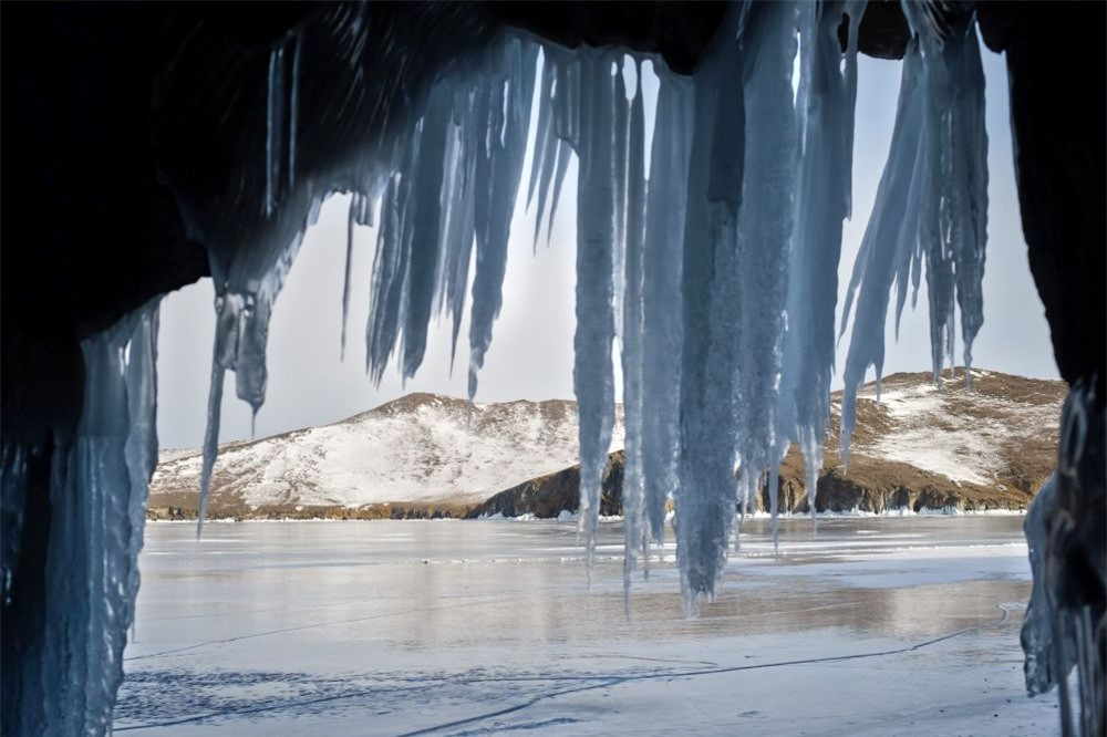 Baikal là nơi sinh sống của hơn 17.000 loài động vật và thực vật. Năm 1996, UNESCO công nhận đây là một di sản thế giới./. 