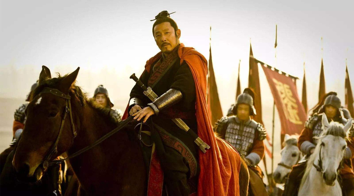 Hiện tượng nào luôn xuất hiện khi các hoàng đế Trung Hoa ra đời? Hien tuong nao luon xuat hien khi cac hoang de Trung Hoa ra doi?