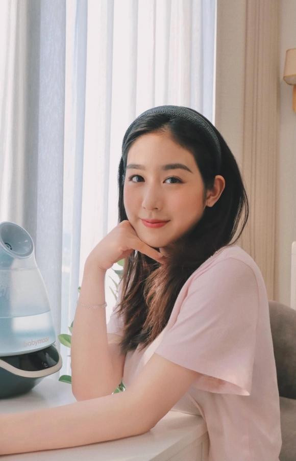 Trang Lou to chuc tiec day thang cho con-Hinh-4