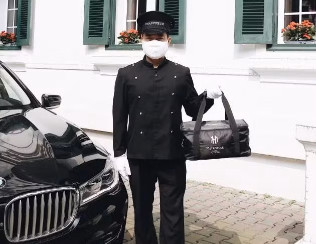 Khach san 5 sao dong loat giao mon an tan nha