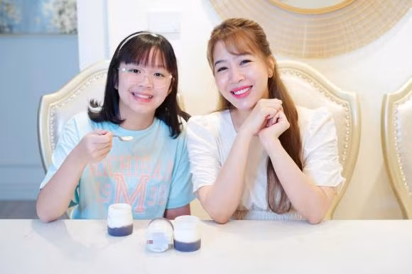 Con gai 10 tuoi cao lon phong phao, MC Diep Chi 