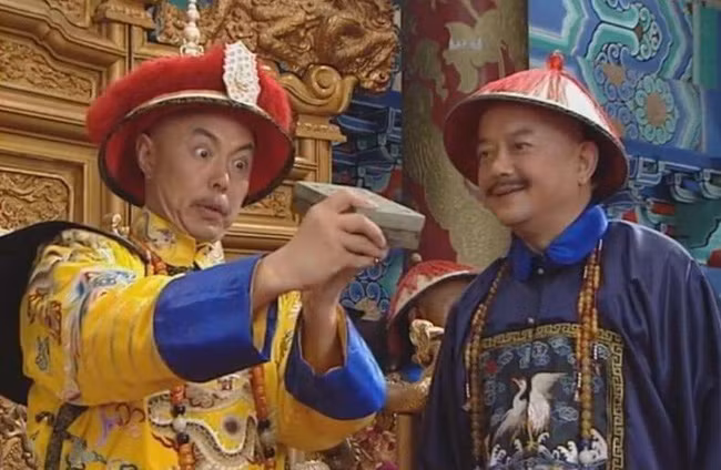 Tai sao Can Long khuyen Gia Khanh dung giet Hoa Than?-Hinh-2