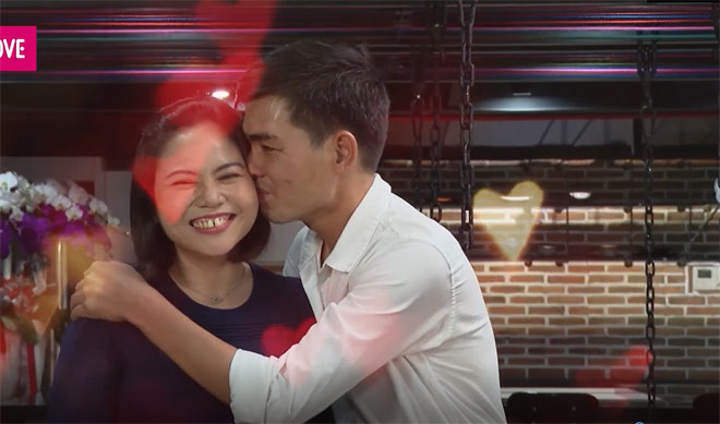 Anh tai xe duoc hon 3 cho tren nguoi ban gai lan dau gap mat-Hinh-11