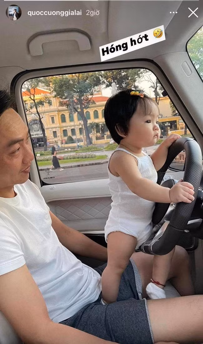 Cuong Do La bat luc voi su ba dao cua con gai