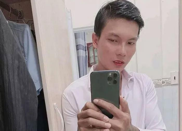 Cuoc song sang chanh cua Loc Fuho: Di xe sang xai dien thoai 