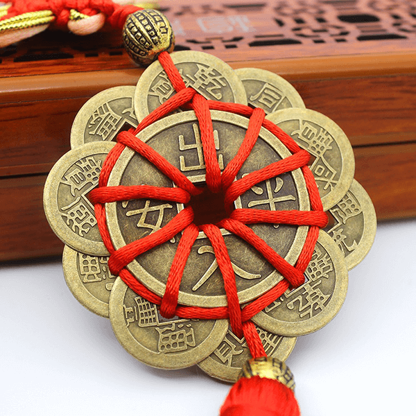 Dau giuong dat 2 vat may man, vo chong duoc loc troi ban