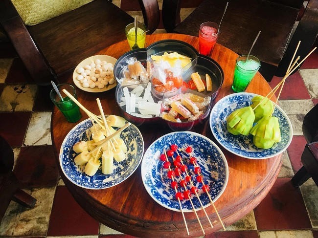 Quan ca phe doc nhat cua Dai gia Sai Gon voi hon 5.000 co vat-Hinh-9