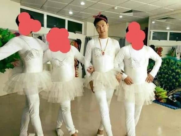 Hinh anh Manh Truong mac do mua ballet bat ngo hot tro lai-Hinh-3