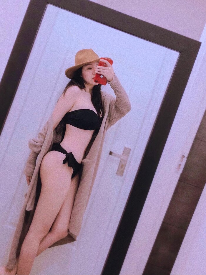 Hiem hoi lam moi thay ba Tung dang anh bikini-Hinh-2