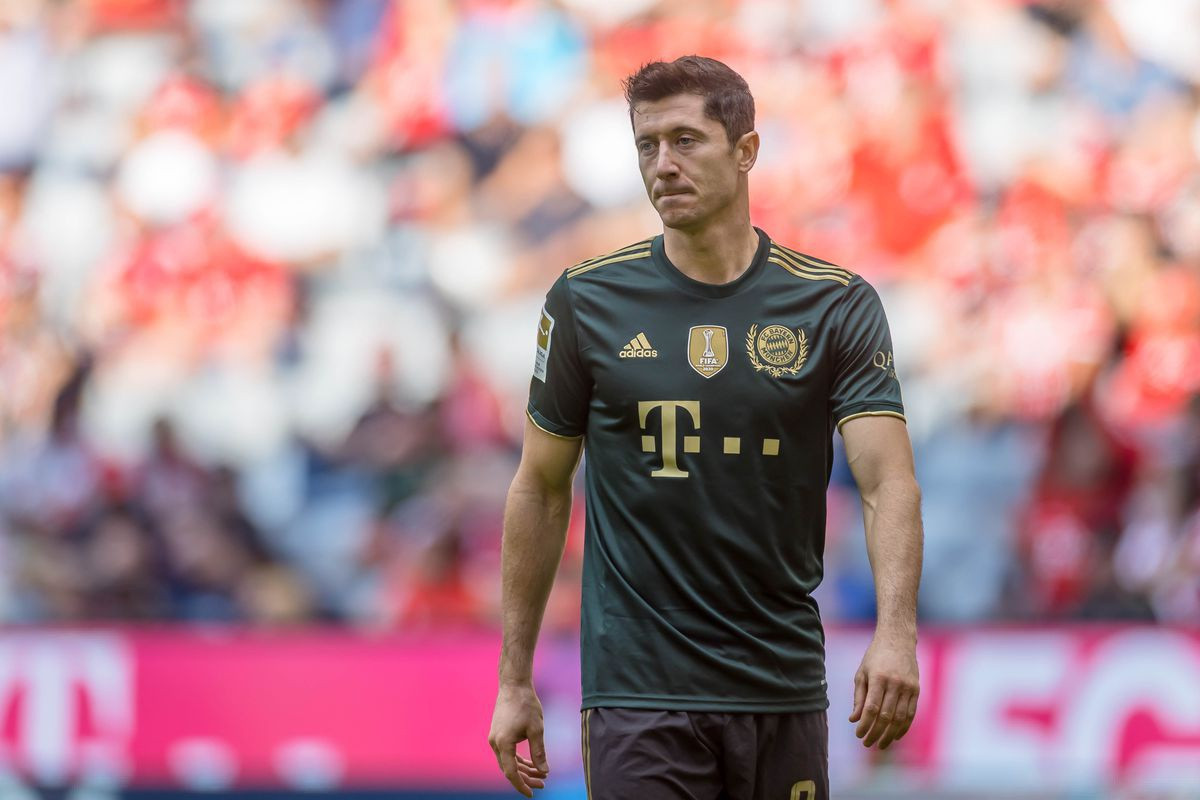 Tuy nhiên, tại Bundesliga cuối tuần qua, chân sút 33 tuổi đã tịt ngòi trong chiến thắng của Bayern trước Greuther Furth. Lewandowski không thể lập kỷ lục ghi bàn trong 20 trận liên tiếp cho nhà đương kim vô địch Bundesliga.