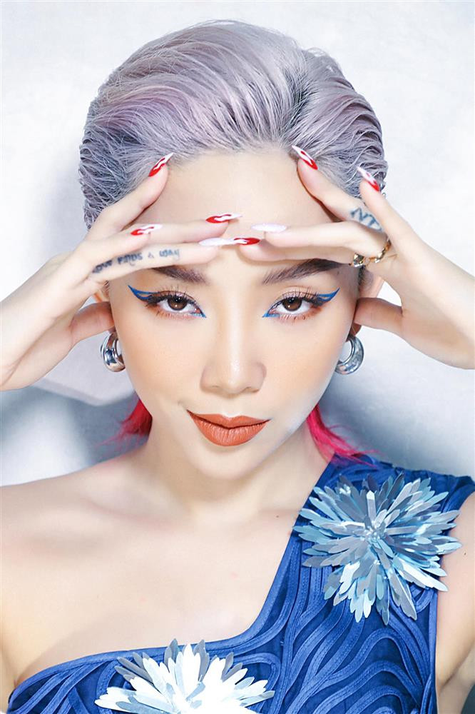 Toc Tien phan ung khi bi mia mai 