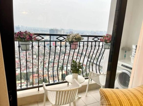 Cơ ngơi sang chảnh ít người biết của nghệ sĩ hài Vân Dung - Hình 9 Co ngoi sang chanh it nguoi biet cua nghe si hai Van Dung-Hinh-9