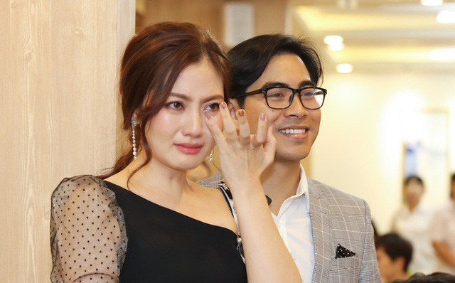 Những cuộc ly hôn chóng vánh của sao Việt - Hình 4 Nhung cuoc ly hon chong vanh cua sao Viet-Hinh-4