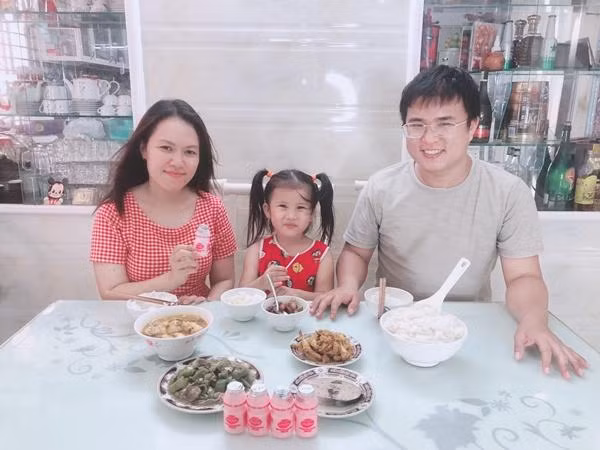 Thong diep truyen cam hung ve loi song khoe manh, huong den cong dong