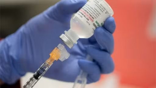 Sau tiem vac xin COVID-19 sot hay khong sot tot hon?-Hinh-2