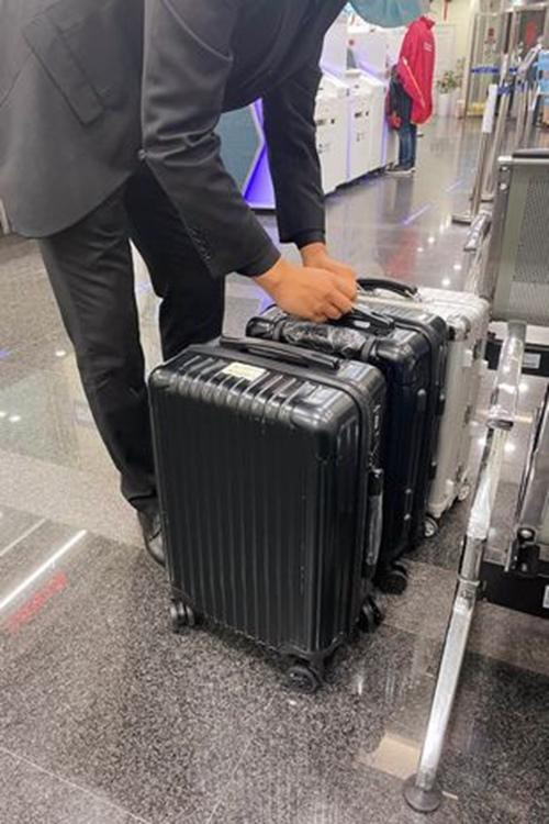 Ghet thai do nhan vien ngan hang, dai gia rut 18 ty bat dem tay-Hinh-2