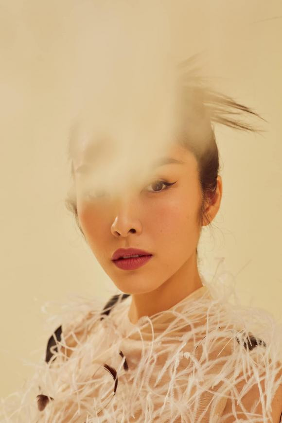 Loat anh Tang Thanh Ha nam 17 tuoi, nhan sac khien dan tinh tram tro-Hinh-4