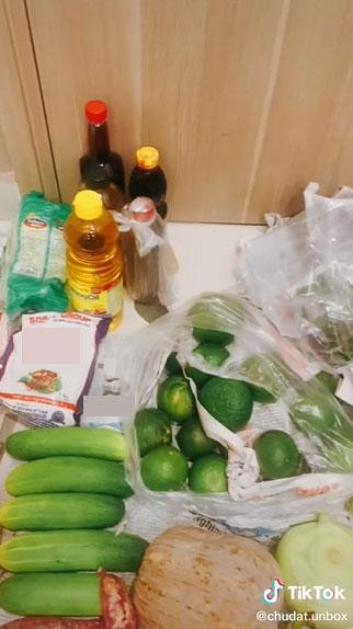 Nhan do tiep te, trai tre bat khoc 