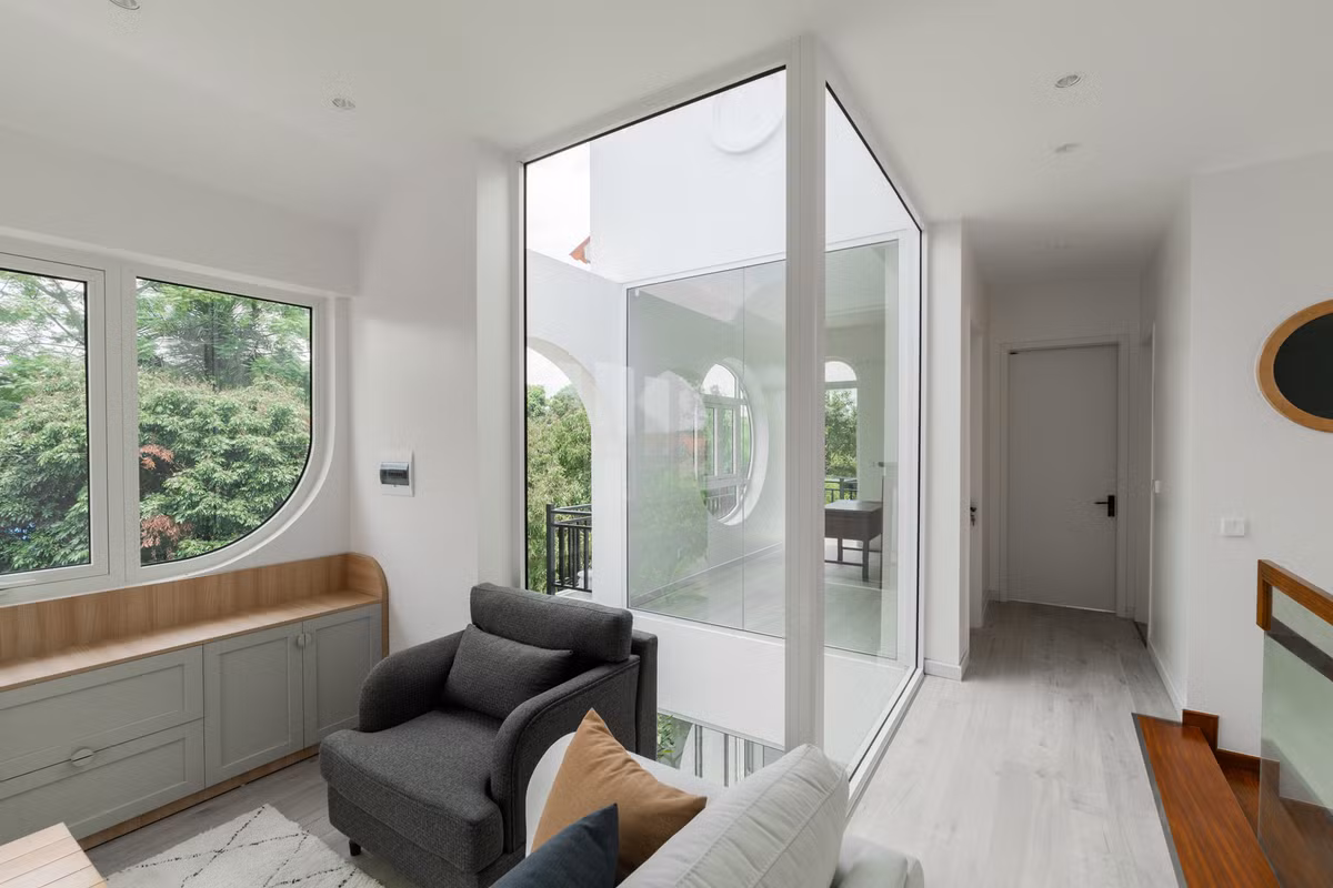 Nữ Việt kiều Úc xây biệt thự 5 tỷ tặng cha mẹ dưỡng già