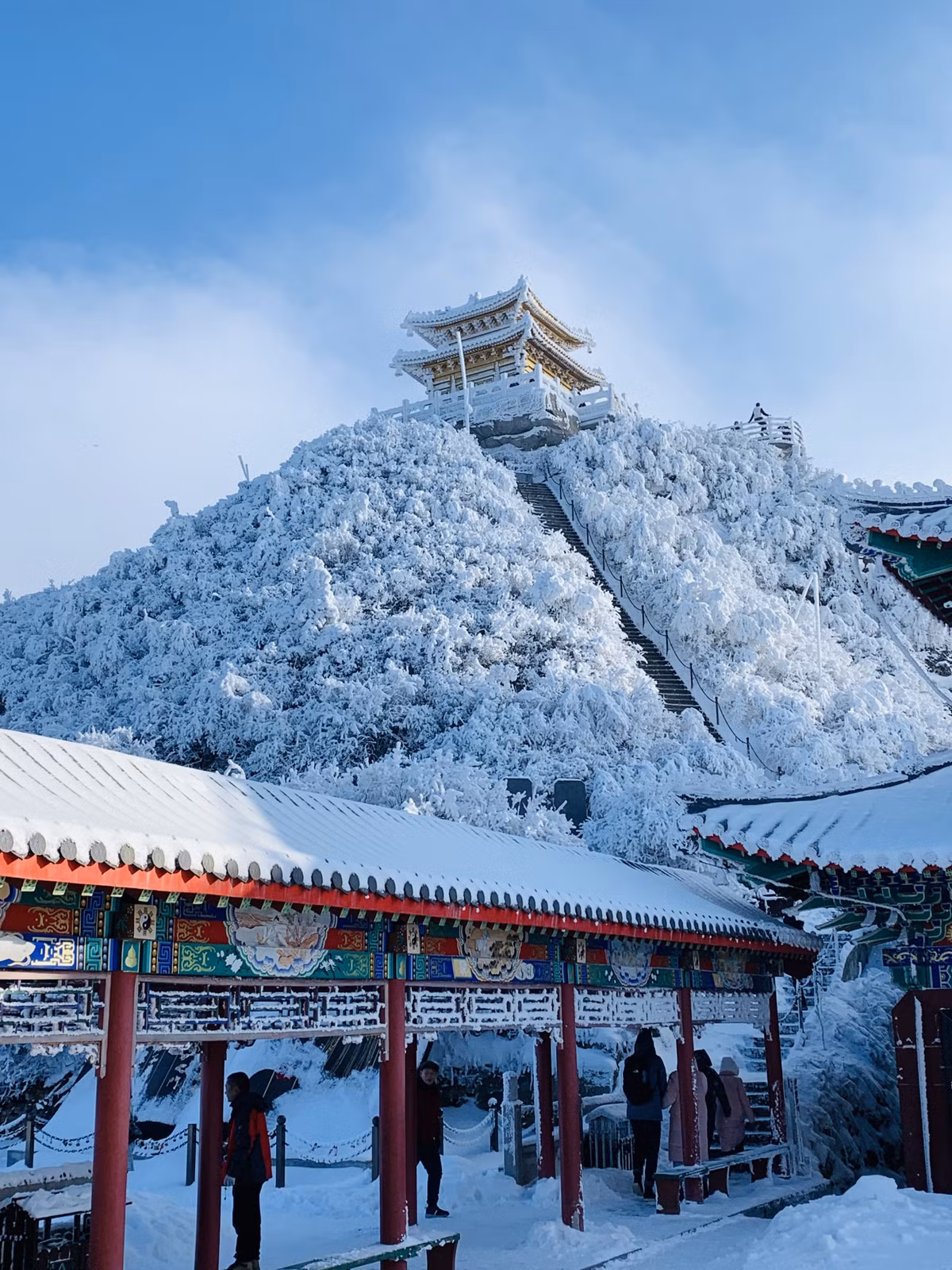 Canh sac than tien tren nui Lao Quan-Hinh-15